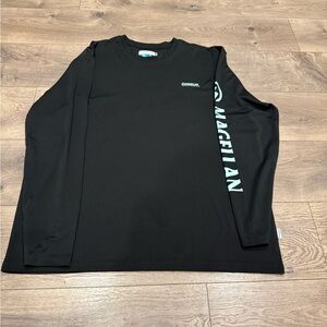 Magellan Outdoors Men's Black Long Sleeve Tee